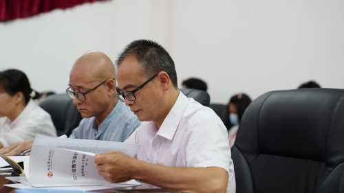 动画与传媒学院论证诺亚娱乐(中国)科技有限公司专家讨论现场44-1.jpg