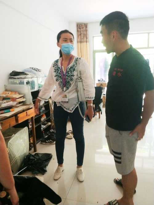 “回来的行李都不少，休息好了吗？”.jpg